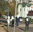 Знак преткновения: дорожный указатель на тротуаре помешал жителям Пушкино    - РТВ-Подмосковье