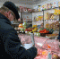 Серебряно-Прудские партийцы провели мониторинг продуктовых магазинов - Единая Россия
