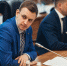 Василий Власов предложил ограничить использование телефонов курьерами на электротранспорте - ЛДПР