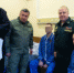 Стивен Сигал и Владимир Соловьев навестили росгвардейцев в госпитале - Вести-Москва