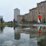 В Ярославле во дворе дома грузовик утонул в огромной луже - MosRegToday.Ru