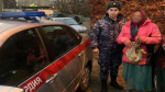 В Серпухове сотрудники Росгвардии вернули домой пенсионерку с потерей памяти