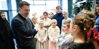 Андрей Воробьев поздравил с Новым годом детей бойцов СВО, приехавших на Губернаторскую елку - MosRegToday.Ru
