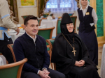 Губернатор Подмосковья поздравил воспитанниц приюта при Покровском монастыре