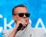 «Почувствовала, что Володя рядом, даже дергалась»: вдова Левкина о вечере памяти