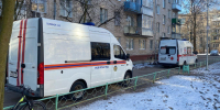 Подмосковные спасатели помогли медицинским работникам транспортировать пациентов - Regions.Ru