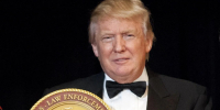 Трамп отдал честь собакам во время праздника в кинологической службе К-9 - MosRegToday.Ru
