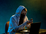 Поддельные розыгрыши и акции назвали любимой схемой мошенников в WhatsApp