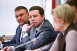 Депутаты ЛДПР обсуждают будущее местного самоуправления в России