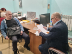 Руководитель фракции КПРФ в Мособлдуме Александр Наумов провел прием жителей в Озерах