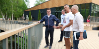 Губернатор Подмосковья проверил ход благоустройства лесопарка «Волкуша» в Лыткарино - MosRegToday.Ru