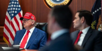 Bloomberg: Трамп ни разу не упомянул Россию на закрытой встрече лидеров стран НАТО - MosRegToday.Ru
