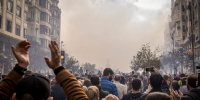 Вучич вышел к протестующим в Белграде с призывом к миру - РТВ-Подмосковье