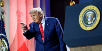 Связь Трампа с «педофилом» Эпштейном высмеяли отсылкой к российскому скандалу - РТВ-Подмосковье