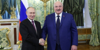 Лукашенко заявил, что Путин никогда не прикажет «молотить по мирным жителям» - РТВ-Подмосковье