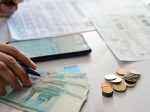 Чем могут отличаться банковские вклады от программы долгосрочных сбережений