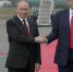 Трамп 45 минут отказывался покидать борт своего самолета перед встречей с Путиным - MosRegToday.Ru