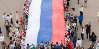 Молодежь Подмосковья масштабно отметила День Государственного флага России - MosRegToday.Ru