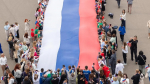 Молодежь Подмосковья масштабно отметила День Государственного флага России