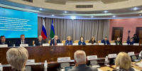 В Ханты-Мансийске проходит межрегиональный диалог омбудсменов о правах инвалидов - Regions.Ru