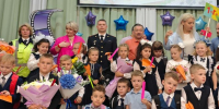 На линейках Дня знаний в Подмосковье руководители подразделений Госавтоинспекции приветствовали школьников и напомнили о безопасности - ГИБДД МО
