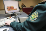 Таможенники изъяли почти пять тысяч единиц электроники в «Горбушкином дворе»