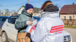 Раздача медицинских масок в Подмосковье