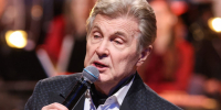 Лев Лещенко шокировал поклонников: больше не поет стоя и отказывается от выступлений - Regions.Ru