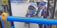 Мужчина ударил по голове контролера за нежелание оплачивать проезд в Москве - Комсомольская Правда