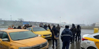 Соцсети против агрессивных таксистов-мигрантов: жалобы привлекли внимание главы СК Бастрыкина - Regions.Ru