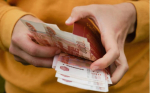 За один месяц закредитованность россиян увеличилась на 355 млрд рублей