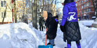 Совместный труд на благо города: к коммунальной уборке в Химках подключились партийные депутаты и местные жители - MosRegToday.Ru