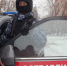 Росгвардейцы задержали дебошира с топором в руках в Подмосковье (видео) - Росгвардия