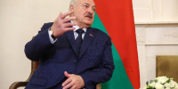 Лукашенко передали книгу Симоньян «В начале было Слово — в конце будет Цифра» - РТВ-Подмосковье