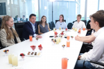 Губернатор встретился с мультистобалльниками Подмосковья, их родителями и педагогами