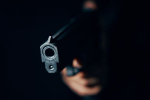 Стрельба у российского ресторана закончилась двумя пострадавшими
