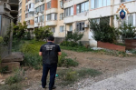 В Дагестане маленькая девочка разбилась, выпав из окна вместе с москитной сеткой