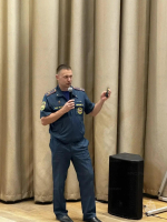 Сотрудники МЧС провели рабочую встречу с арендаторами торгово-развлекательного центра в Пушкино