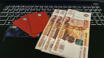 «Диван не повод». Переход на удаленку не дает работодателю права снижать зарплату