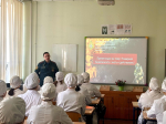 Сотрудники МЧС провели инструктаж со студентами-медиками