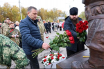 Врип главы Павловского Посада Криворучко возложил цветы к воинским мемориалам